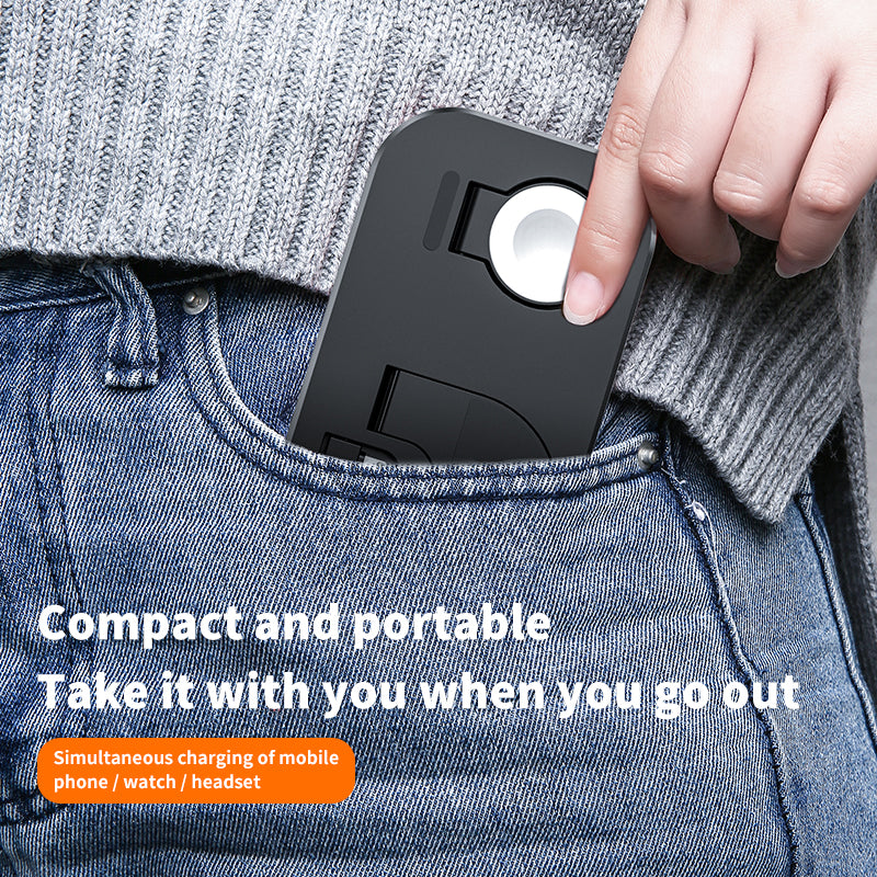 The New Three-In-One Wireless Charger Is Suitable For Apple Mobile
