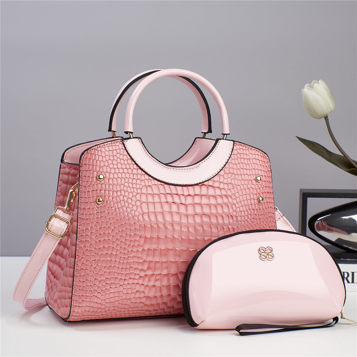 Snake Pattern Platinum Handbag