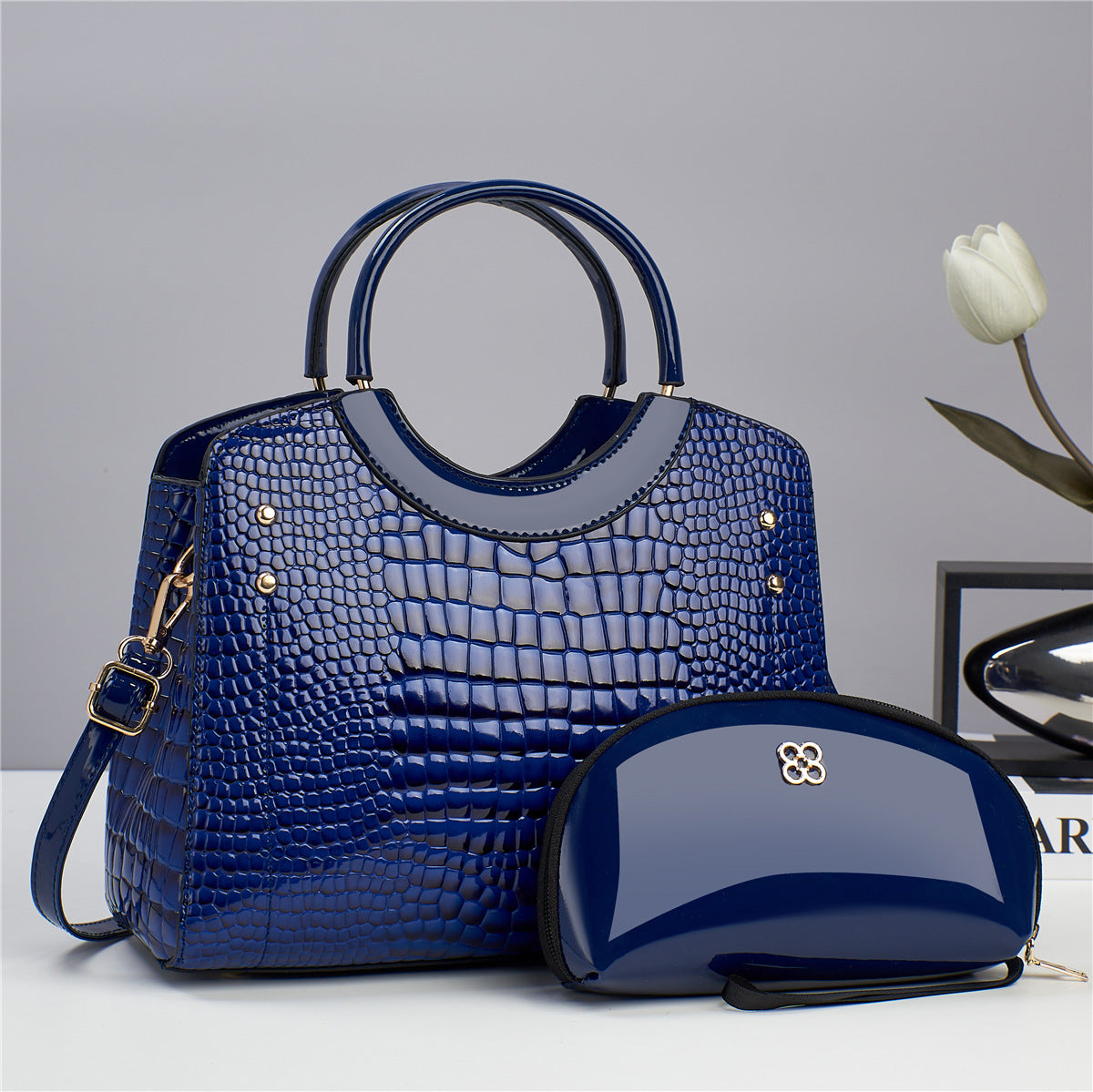 Snake Pattern Platinum Handbag