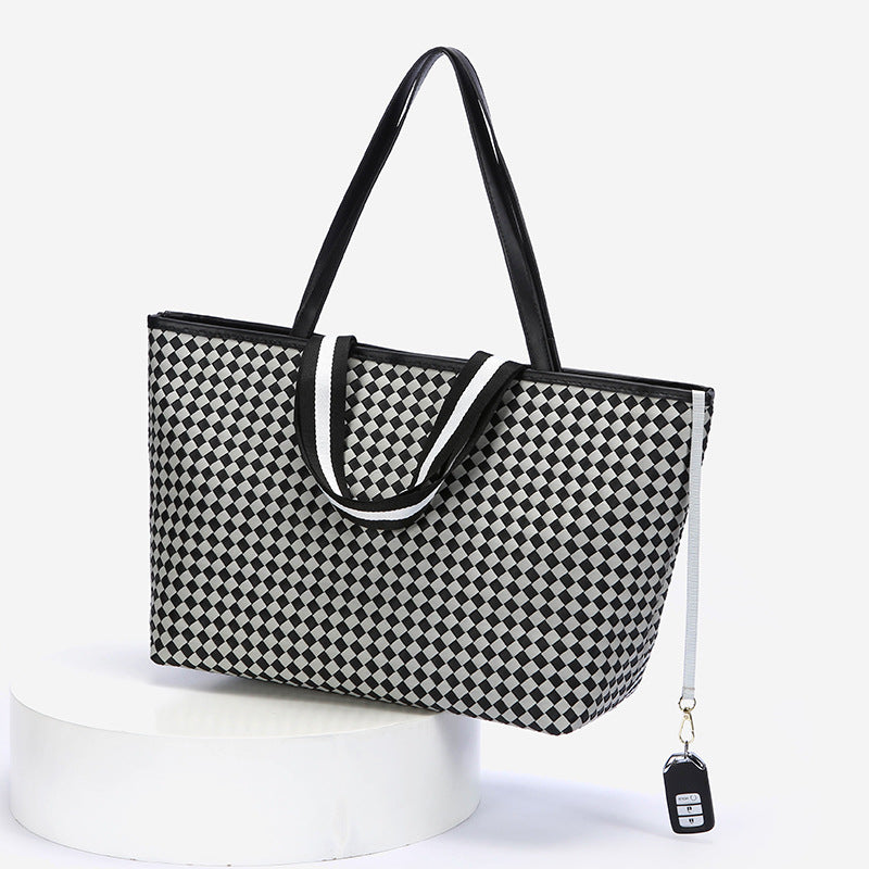 Women's large capacity single shoulder bag